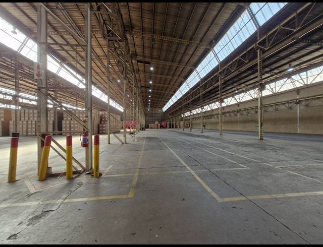 14,389M² WAREHOUSE TO LET IN ALRODE